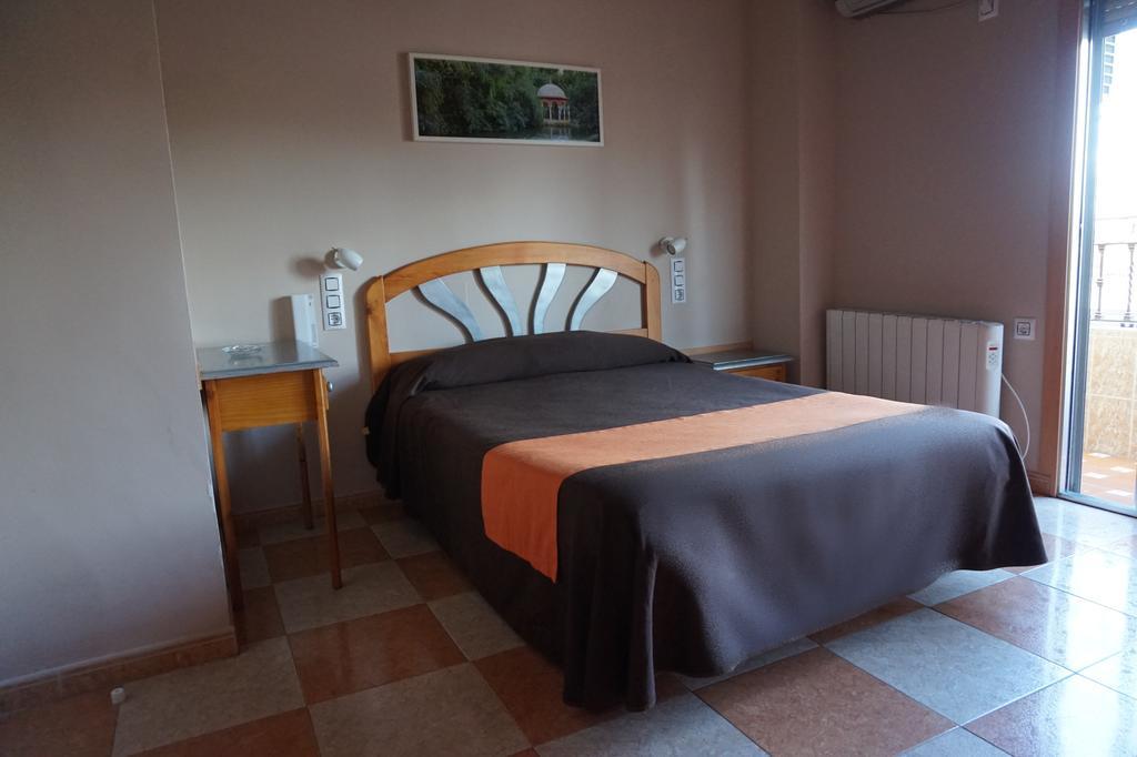 Hostal Alamare เซบีญา ภายนอก รูปภาพ